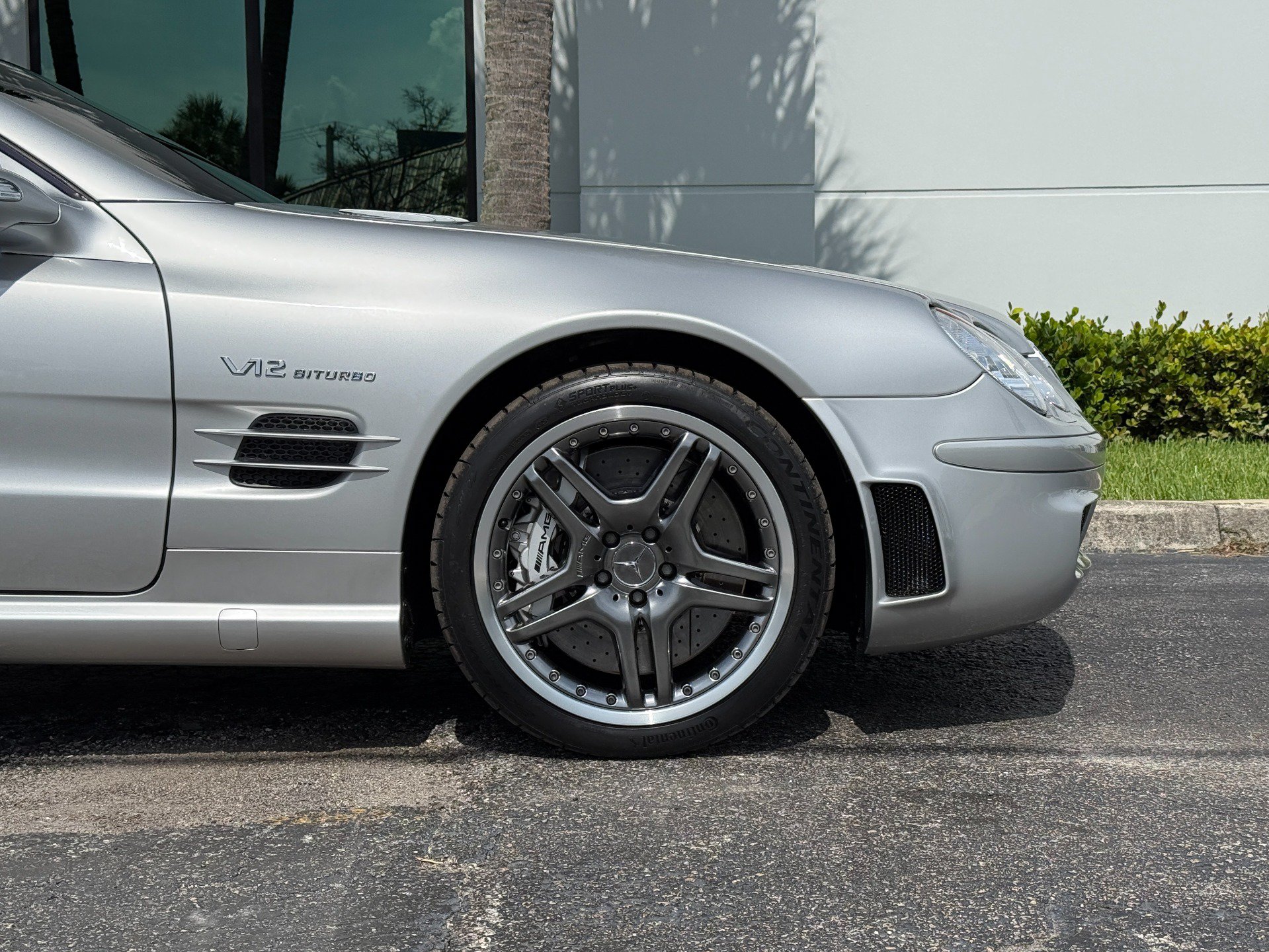 Used 2005 Mercedes-Benz SL 65 AMG image 37
