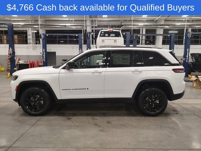 New 2026 Jeep Grand Cherokee Altitude AWD/4WD image 8