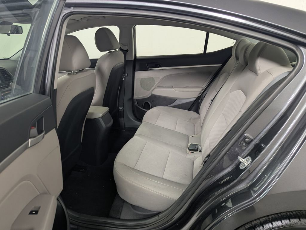 Used 2020 Hyundai Elantra SEL image 23