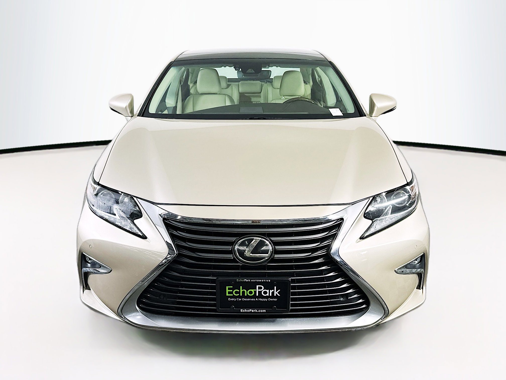 Used 2016 Lexus ES 350 w/ Navigation System Package image 2
