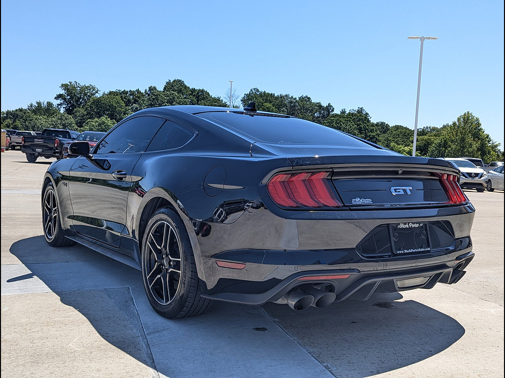 Used 2020 Ford Mustang GT RWD image 8
