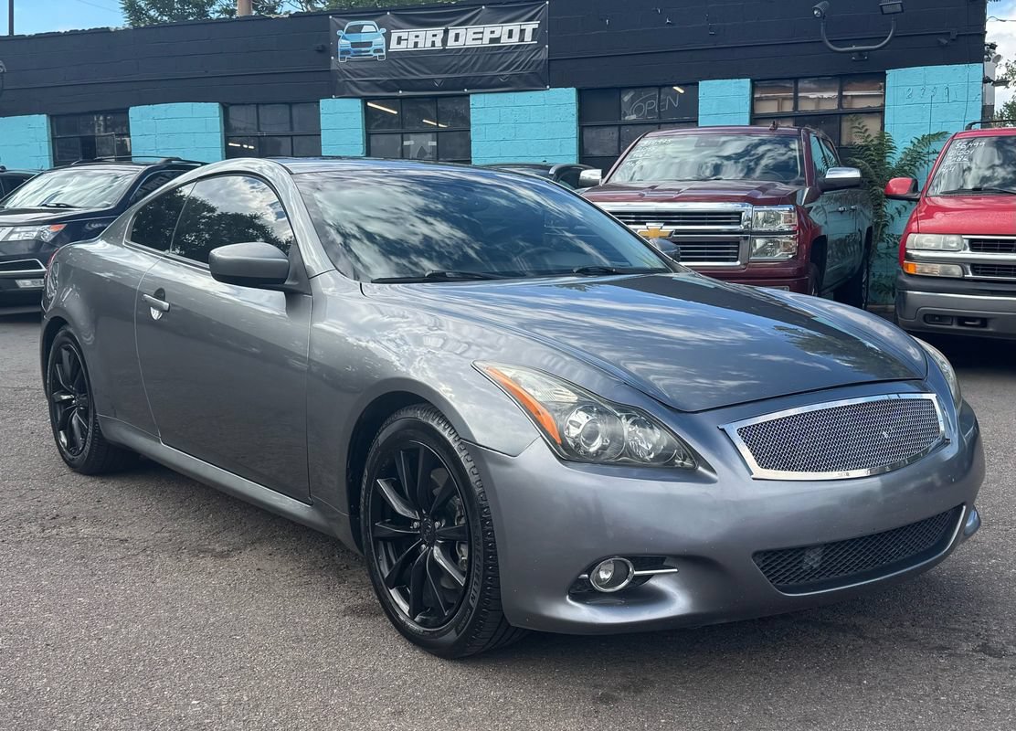 Used 2011 INFINITI G37 Journey w/ Premium Pkg RWD image 1