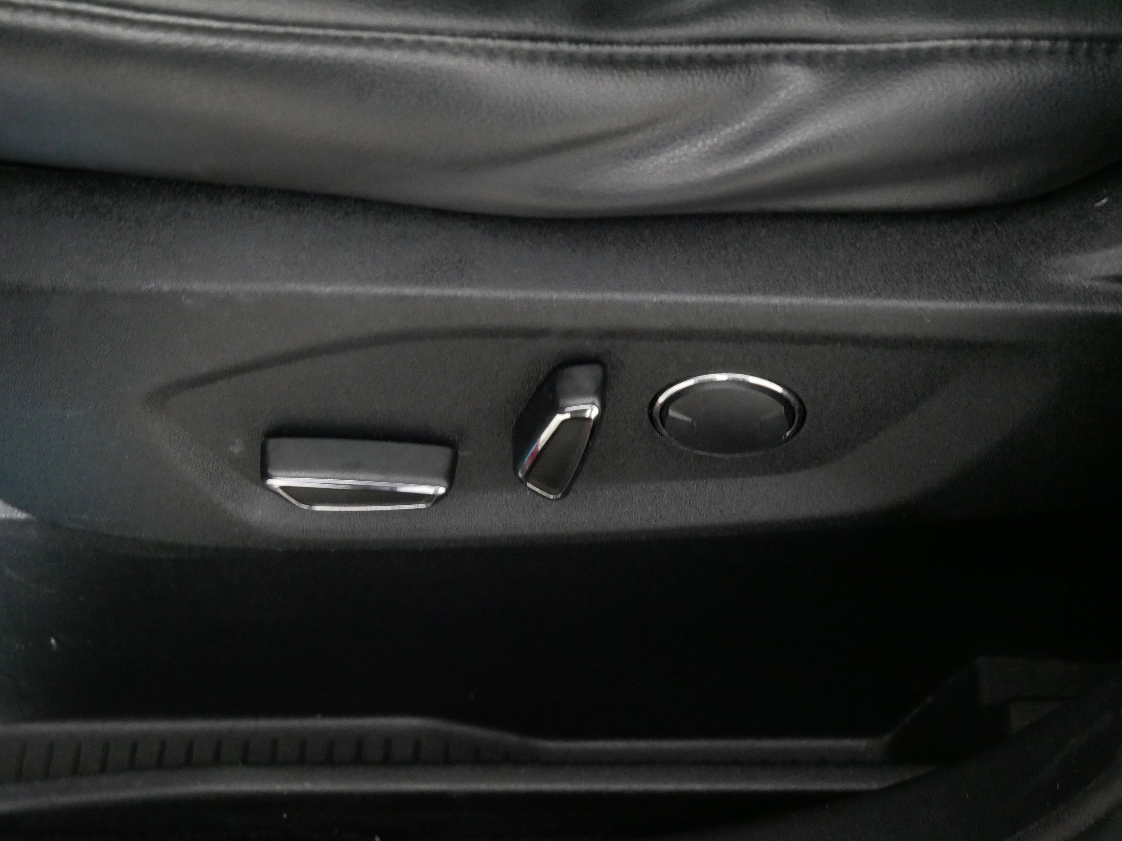 Used 2016 Ford Edge Titanium w/ Equipment Group 301A image 20