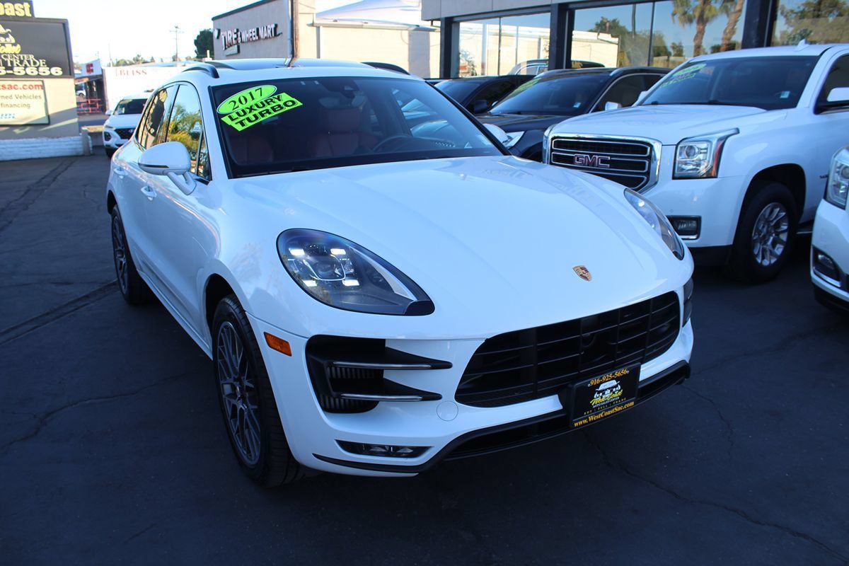 Used 2017 Porsche Macan Turbo AWD/4WD image 8