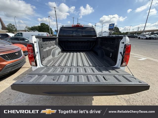 Used 2024 Chevrolet Colorado ZR2 w/ ZR2 Convenience Package III AWD/4WD image 35