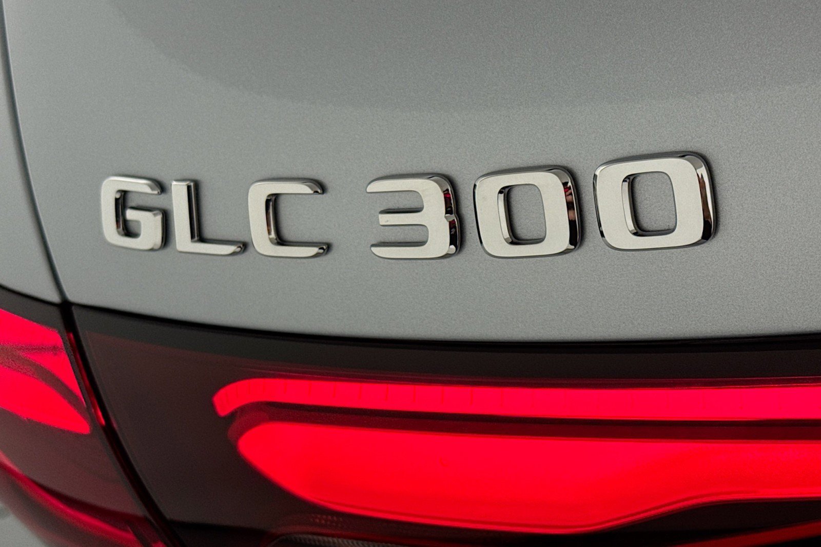 New 2026 Mercedes-Benz GLC 300 image 8