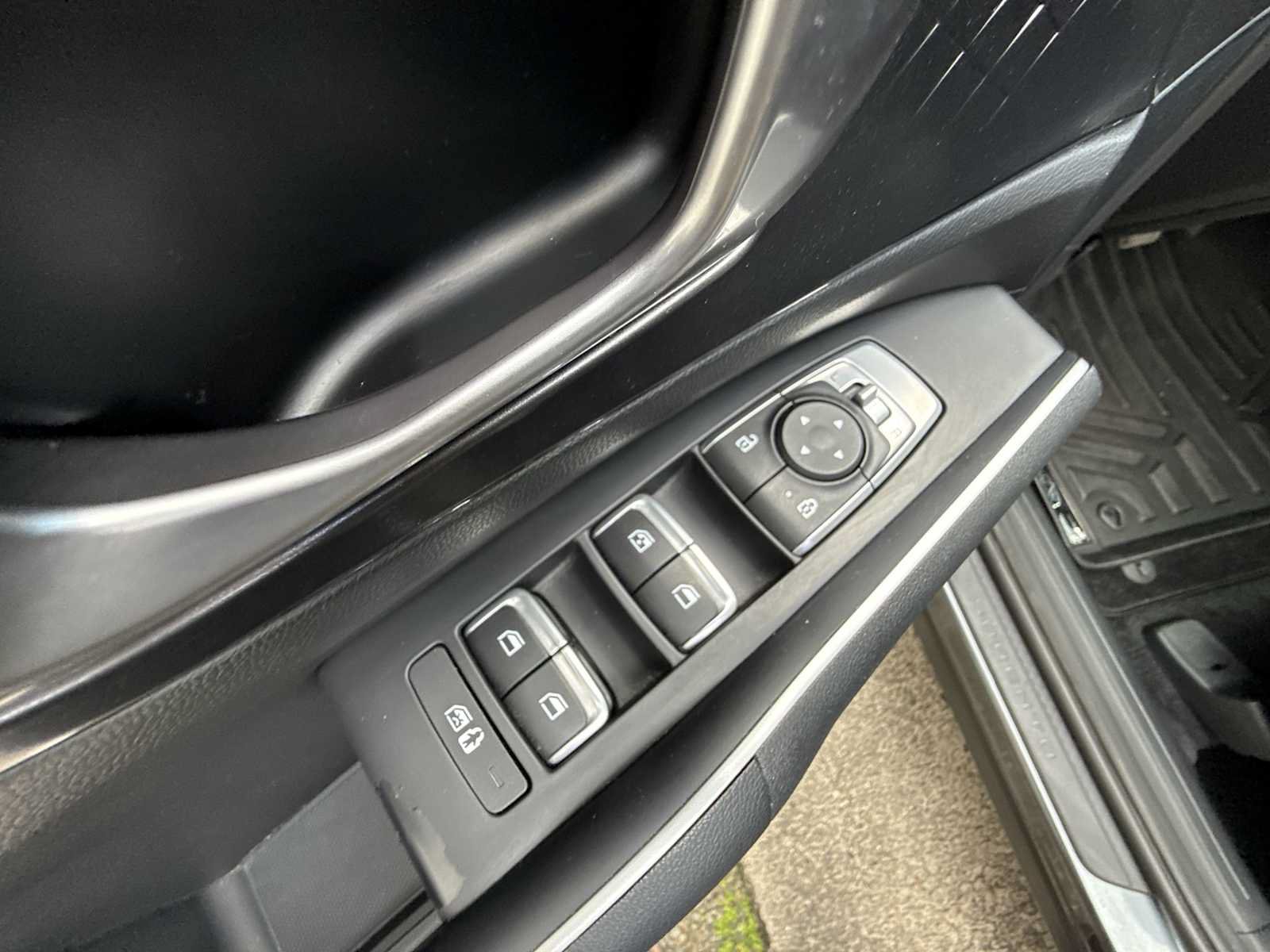 Used 2021 Kia Sorento S FWD image 14