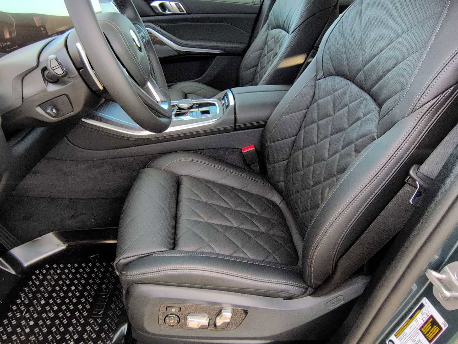 New 2026 BMW X5 xDrive40i image 17