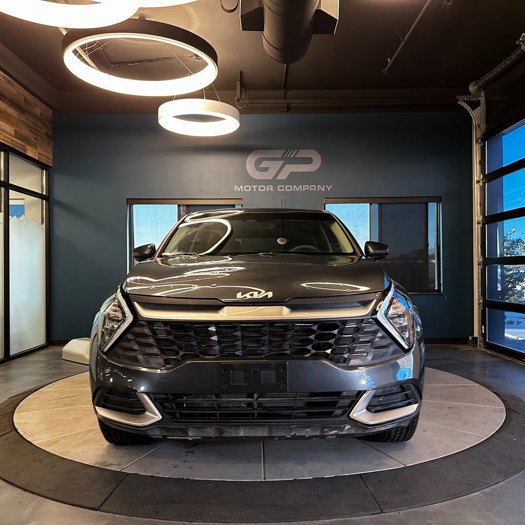 Used 2023 Kia Sportage LX image 8