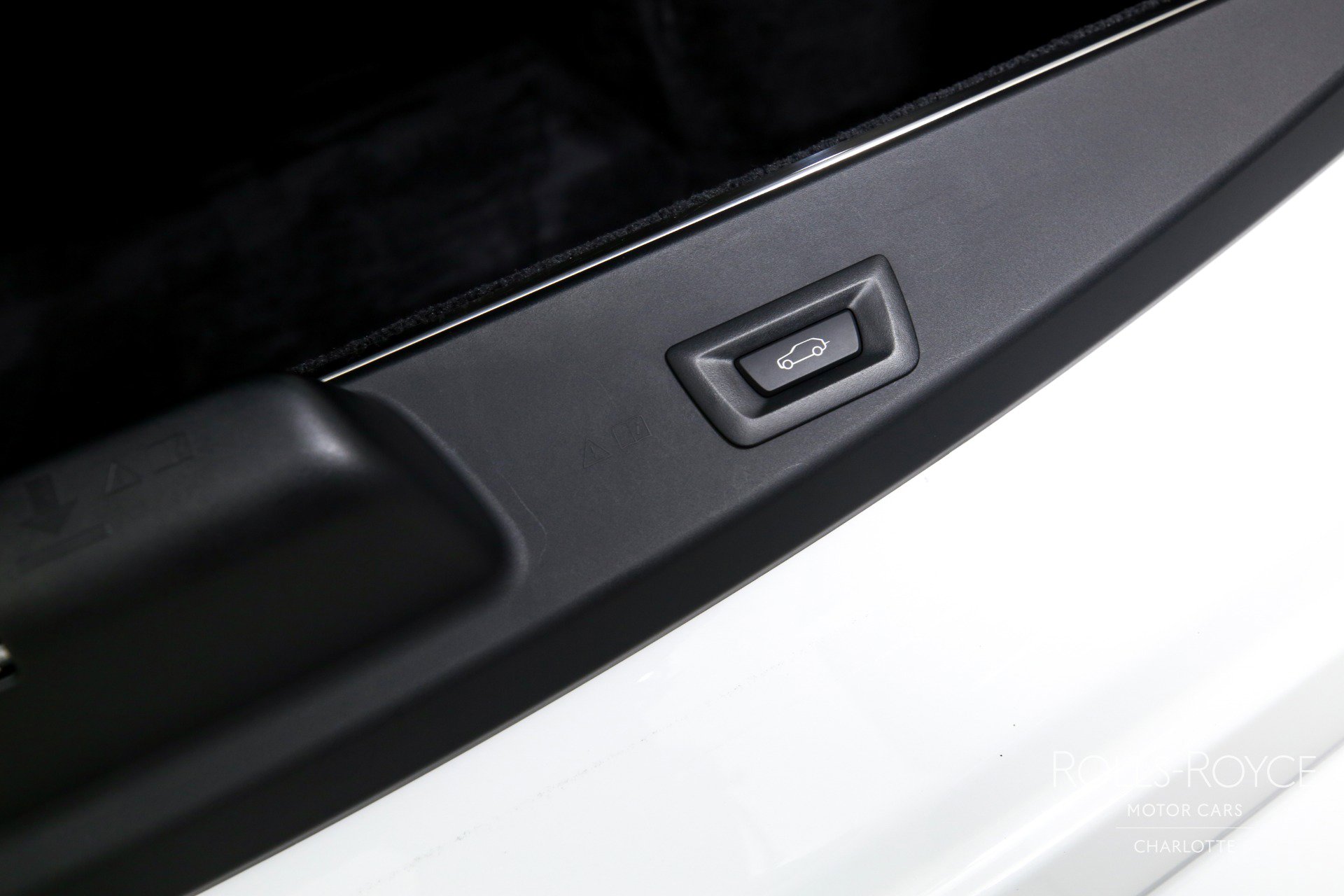 Used 2020 Rolls-Royce Cullinan AWD/4WD image 29