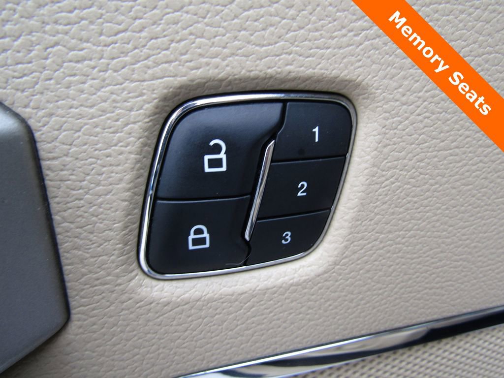 Used 2019 Ford F150 Lariat image 6