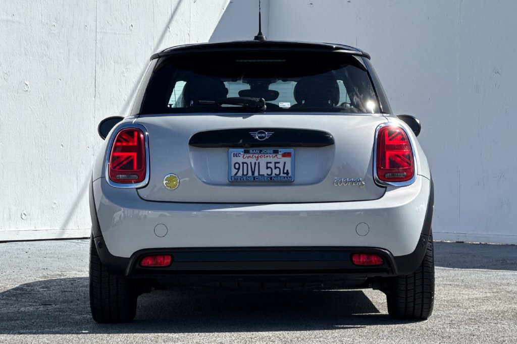 Used 2023 MINI Cooper SE FWD image 4