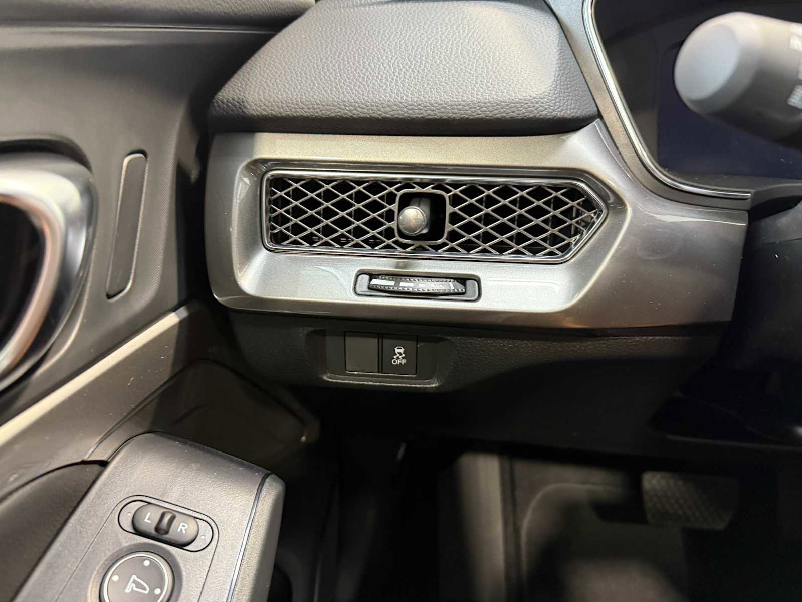 New 2026 Acura Integra image 13