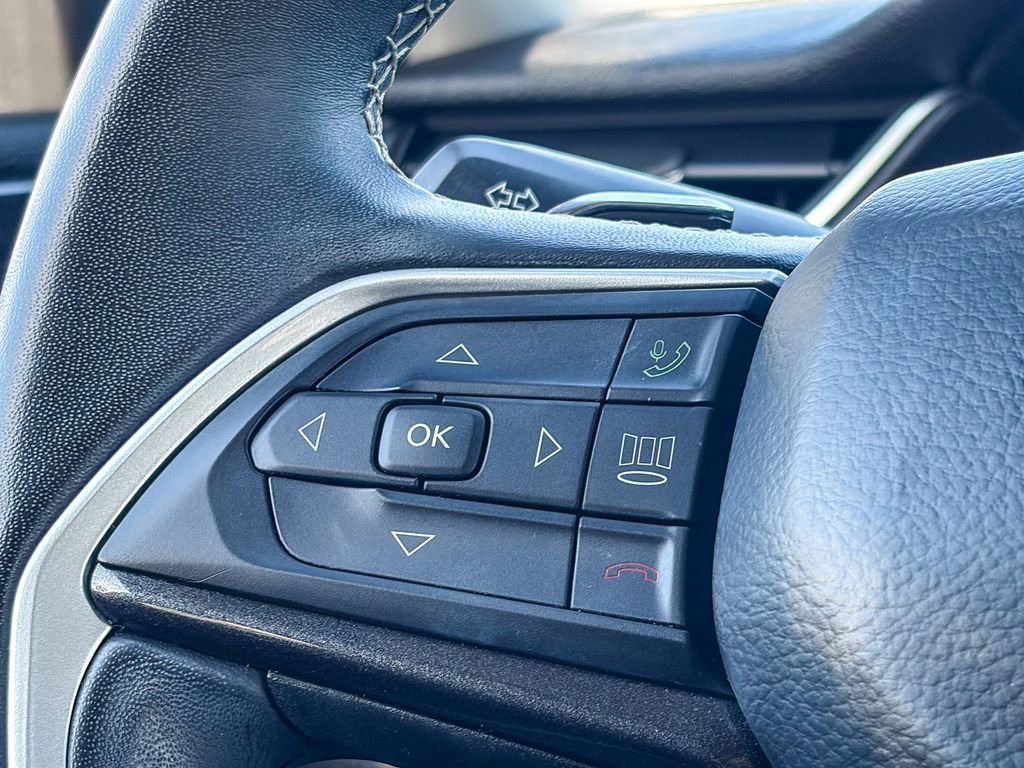 Used 2021 Jeep Grand Cherokee L Laredo w/ Luxury Tech Group I RWD image 20