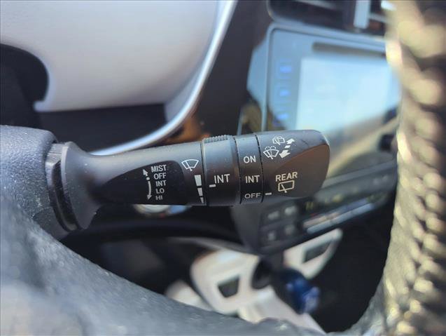Used 2017 Toyota Prius Three FWD image 18
