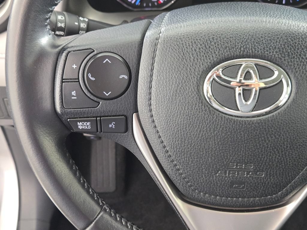 Used 2017 Toyota RAV4 XLE w/ Carpet Mat Package AWD/4WD image 26