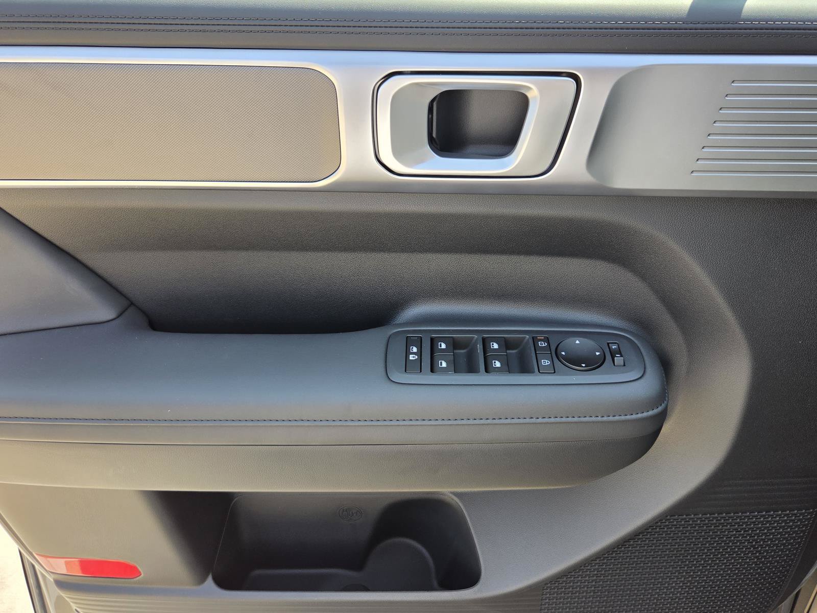 New 2027 Hyundai Santa Fe SEL FWD image 14