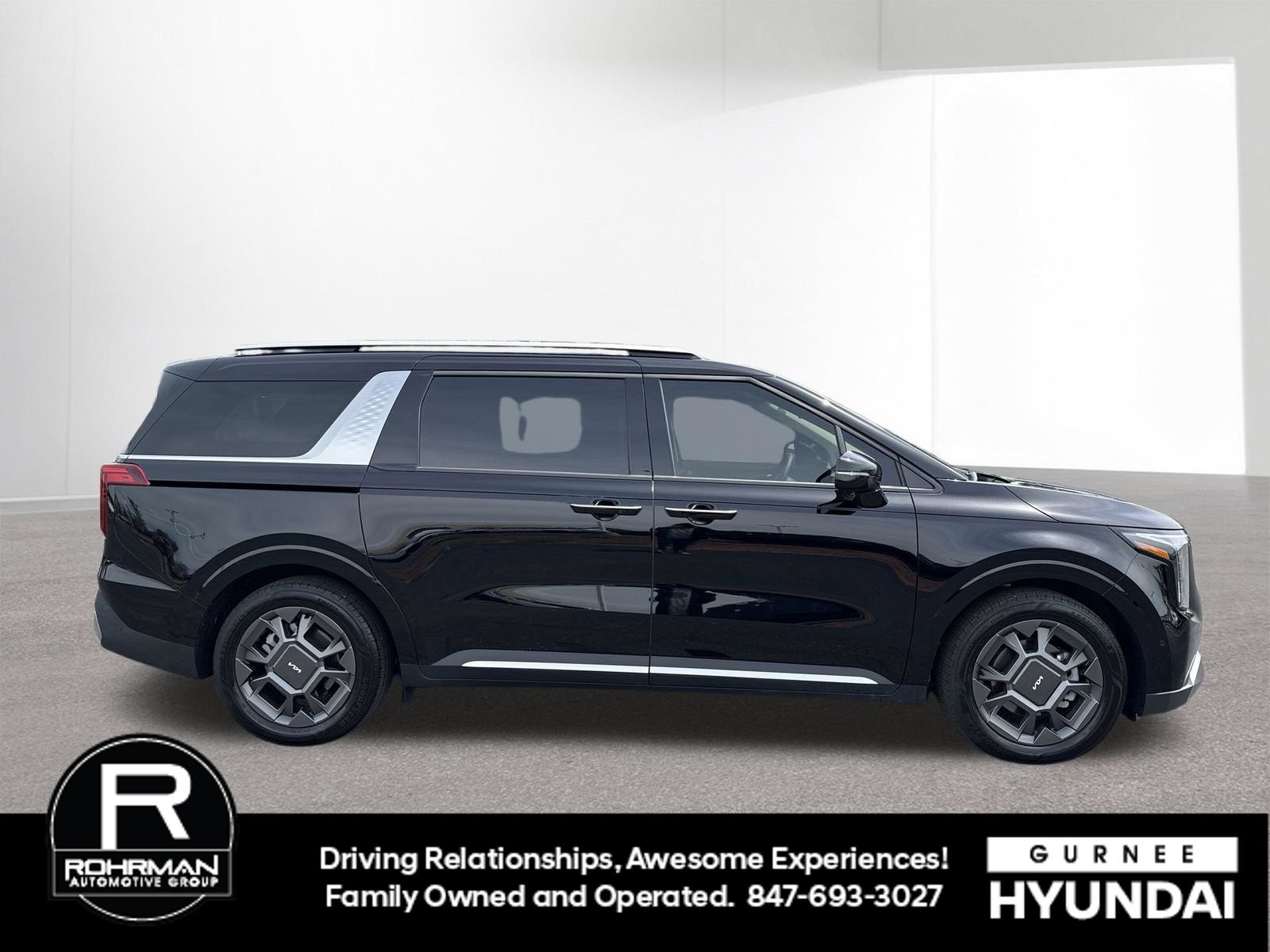 Used 2026 Kia Carnival SX FWD image 10