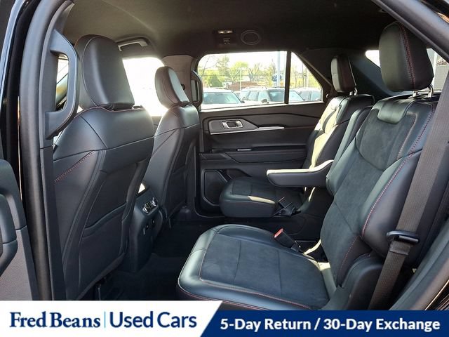 Used 2025 Ford Explorer ST AWD/4WD image 16
