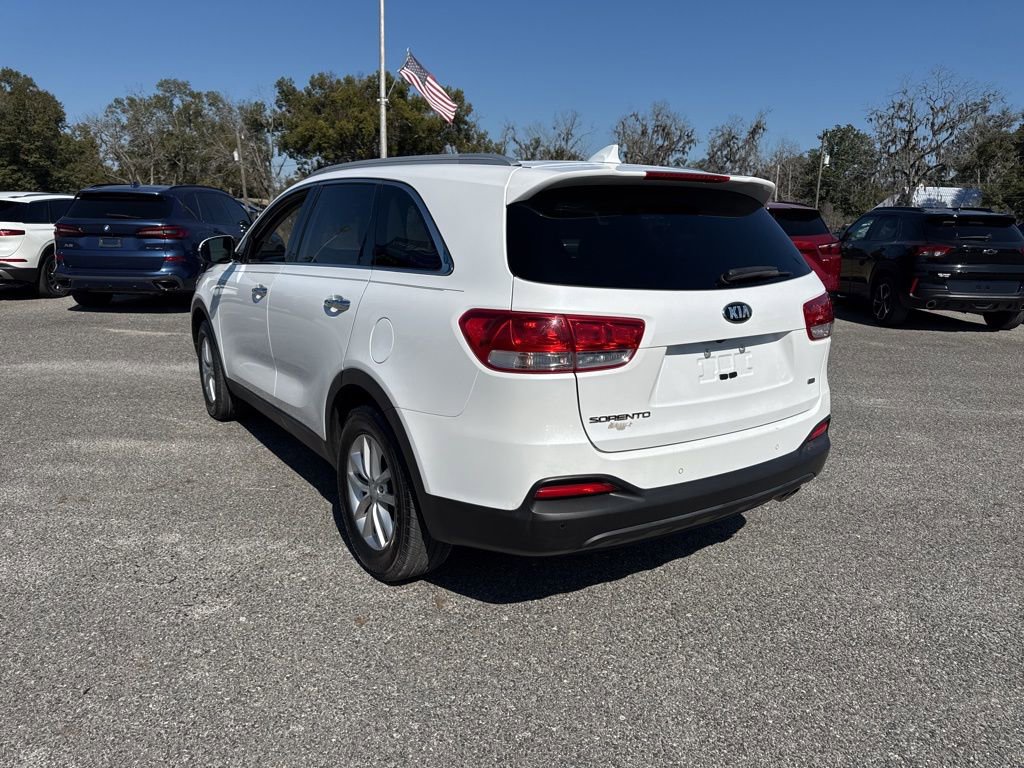 Used 2018 Kia Sorento LX image 5