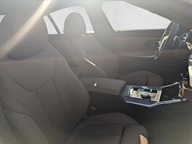 Used 2025 BMW 330i Sedan w/ Premium Package image 21