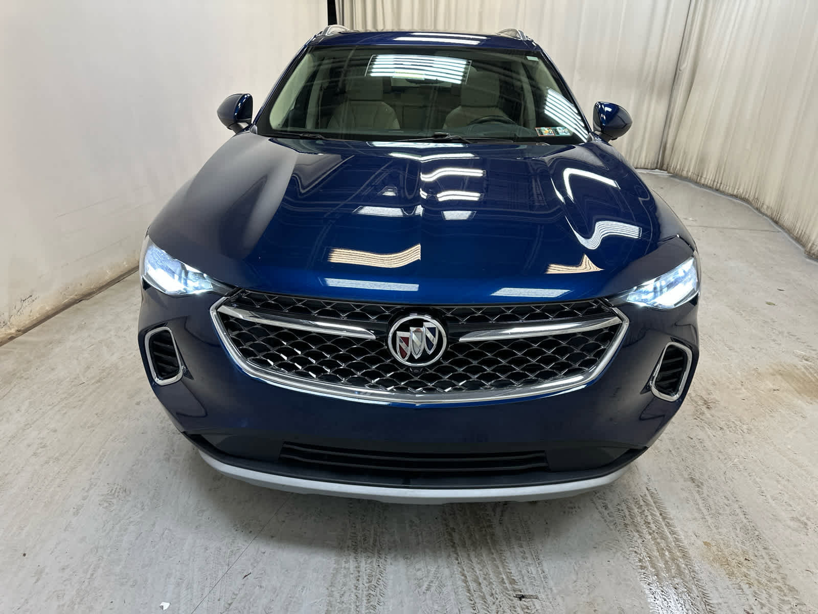 Used 2023 Buick Envision Avenir AWD/4WD image 7