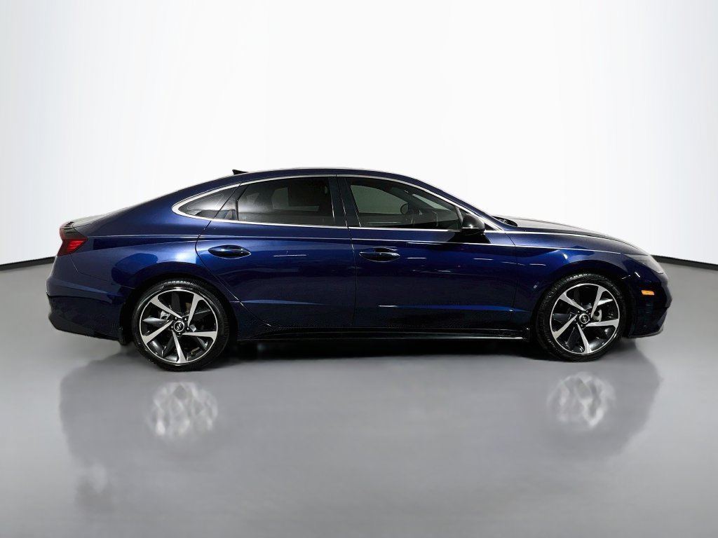 Used 2021 Hyundai Sonata SEL Plus FWD image 2