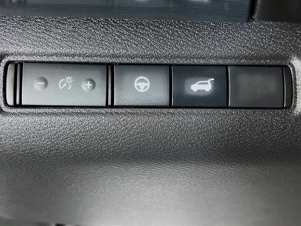 Used 2023 Nissan Pathfinder SL w/ Lighting Package (N92) FWD image 13