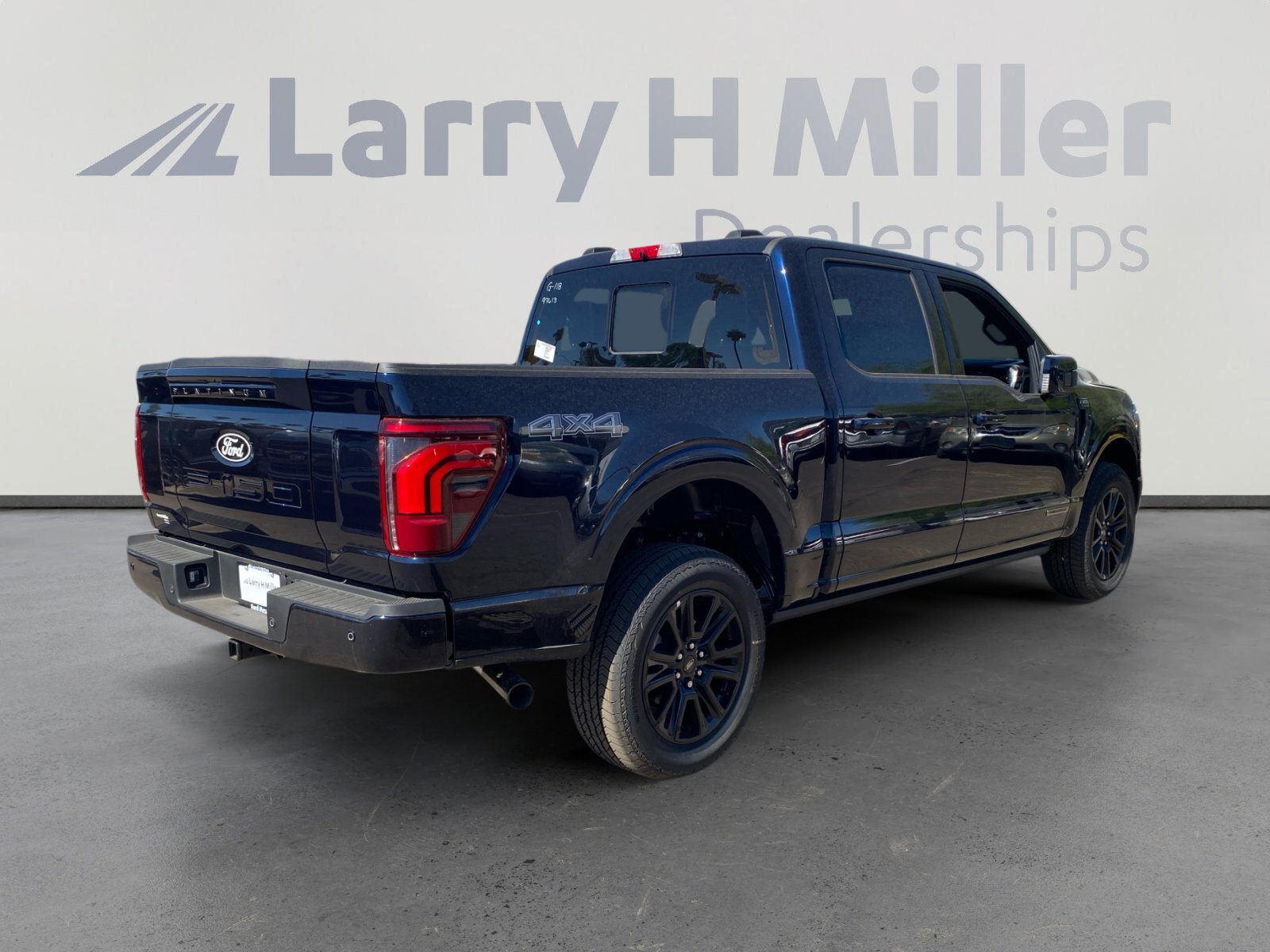 New 2025 Ford F150 Platinum w/ Equipment Group 702A High image 5