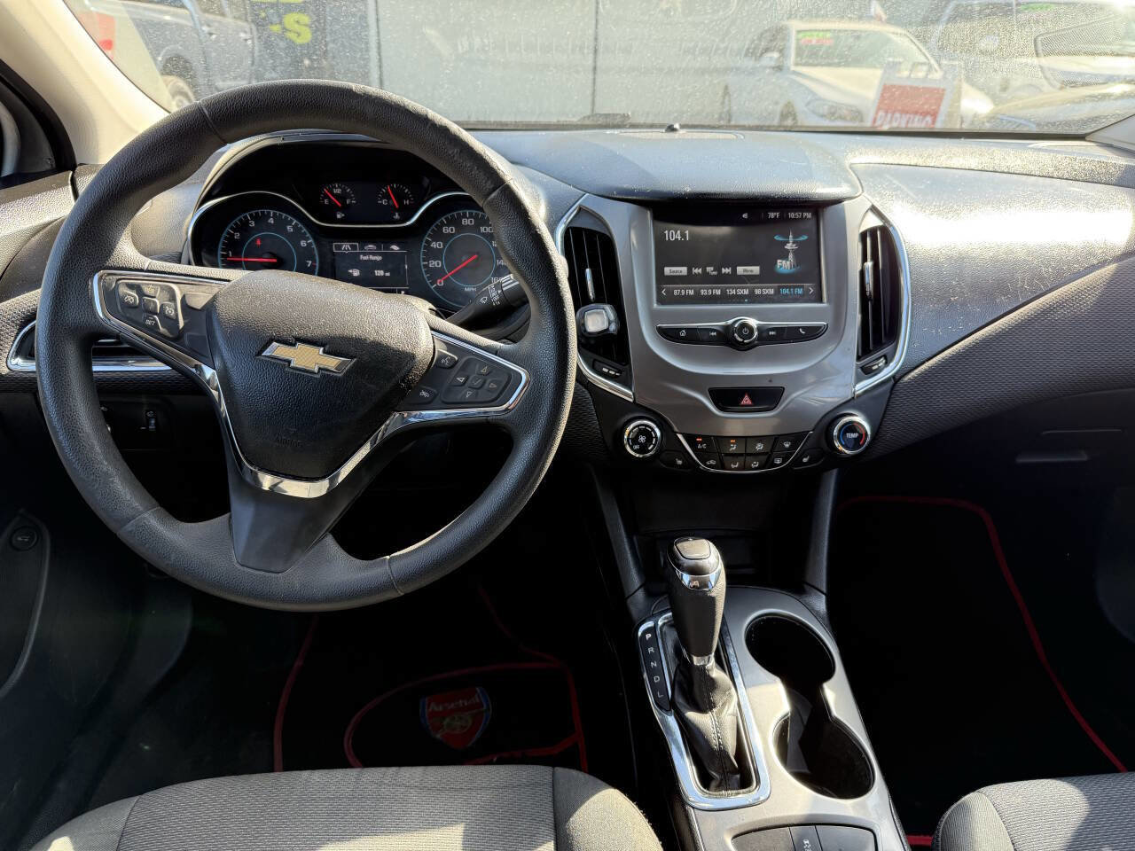 Used 2017 Chevrolet Cruze LT w/ Convenience Package image 14