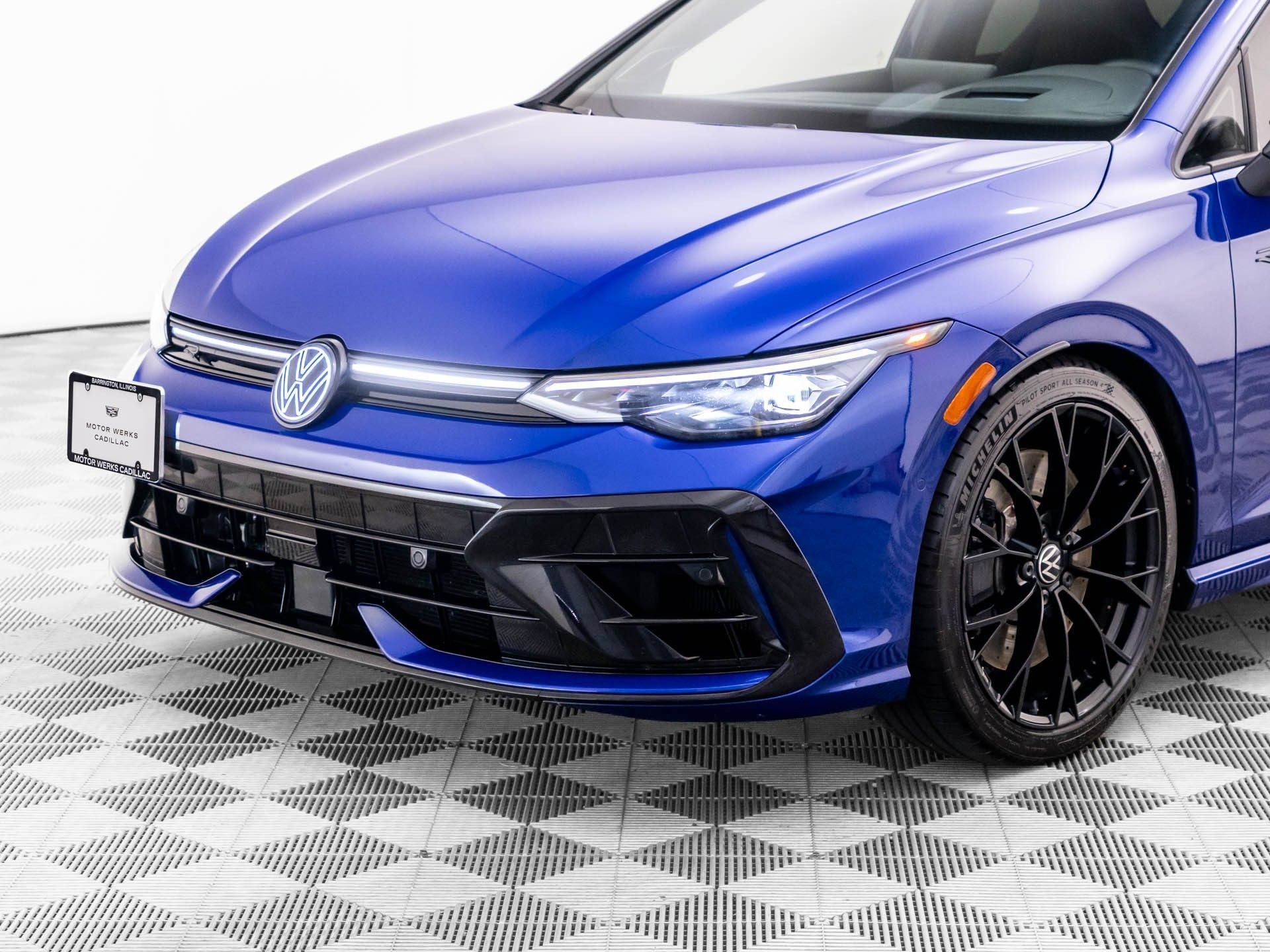Used 2025 Volkswagen Golf R Black Edition AWD/4WD image 41