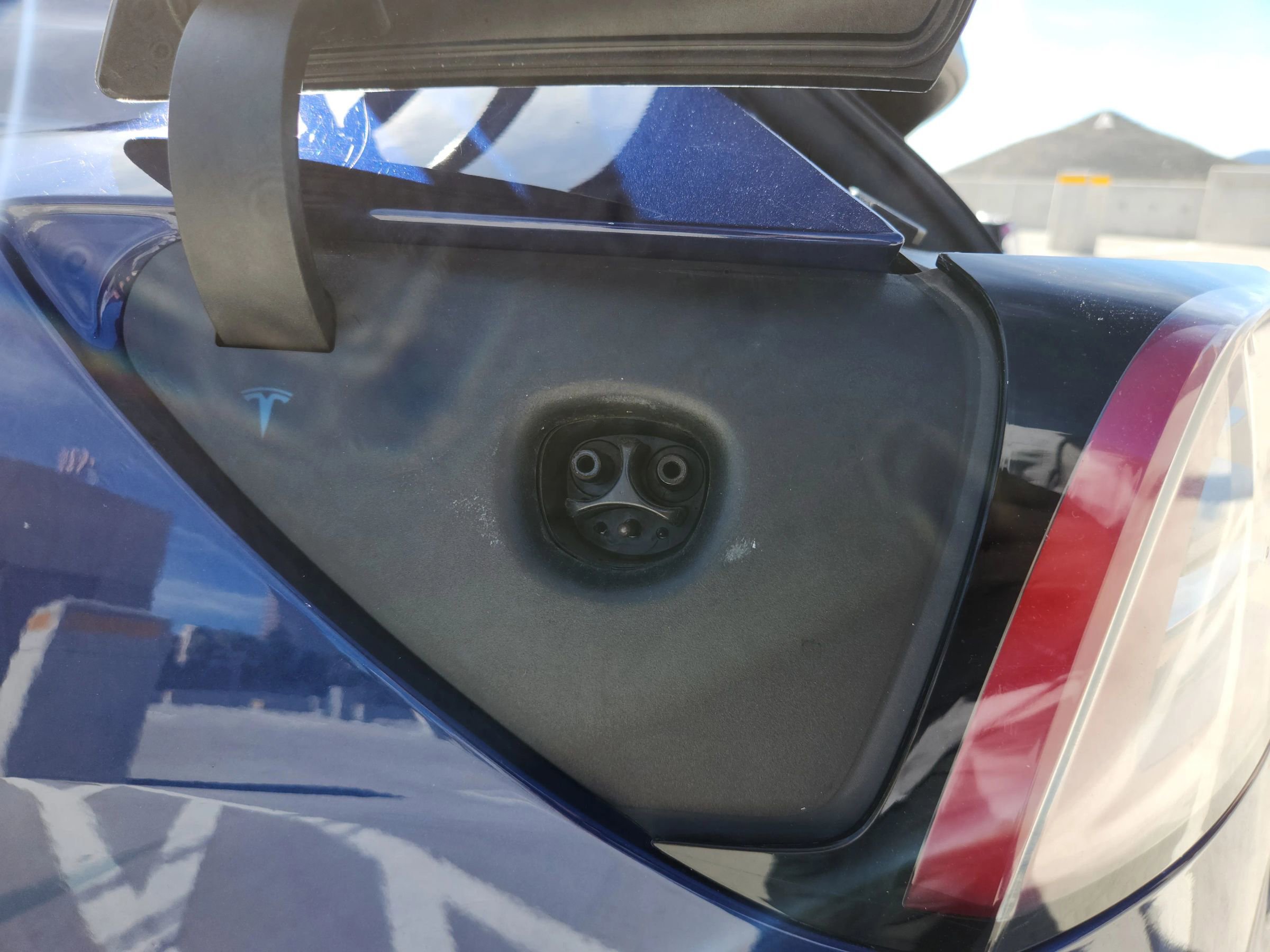 Used 2018 Tesla Model 3 Mid Range image 19