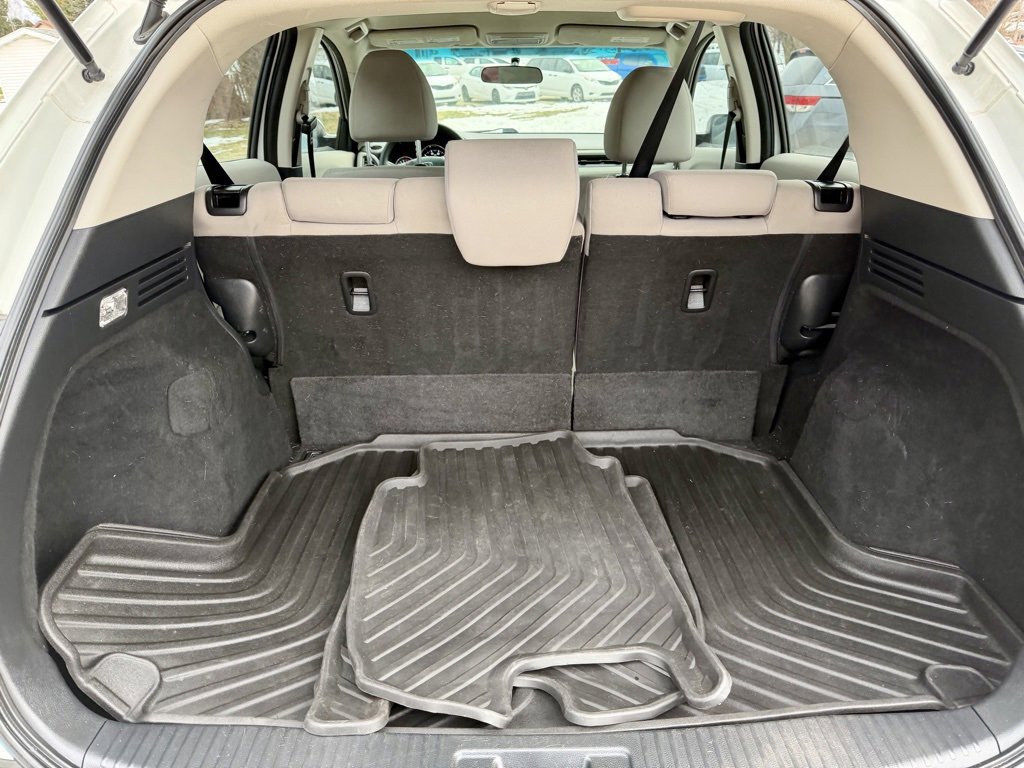 Used 2016 Honda HR-V LX image 10