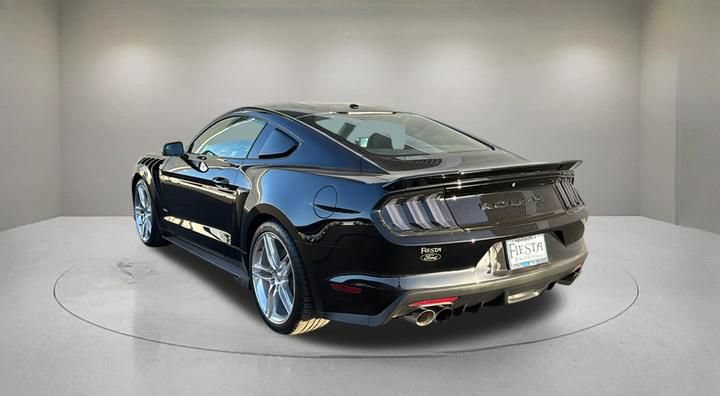 Used 2015 Ford Mustang GT Premium RWD image 4