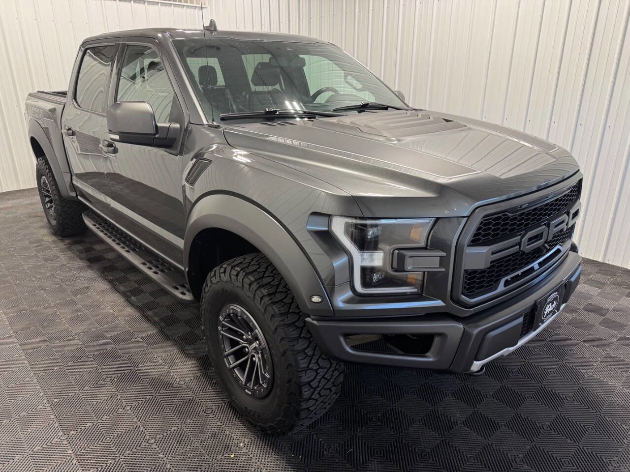 Used 2020 Ford F150 Raptor w/ Equipment Group 802A Luxury AWD/4WD image 2