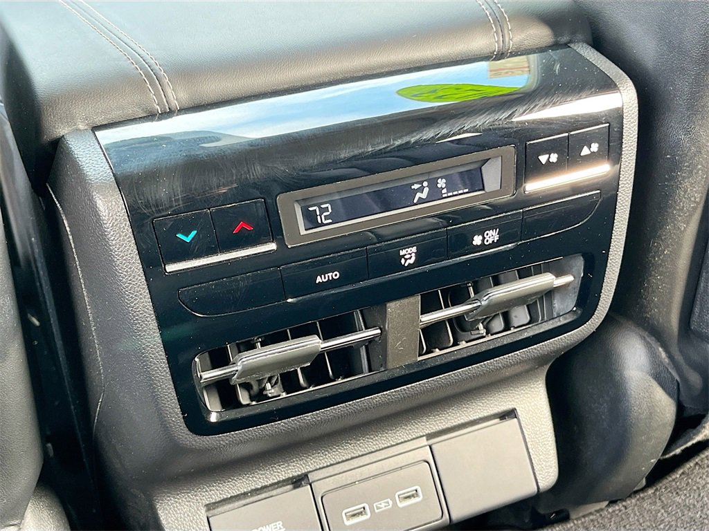 Used 2023 Acura MDX SH-AWD w/ Technology Package image 26