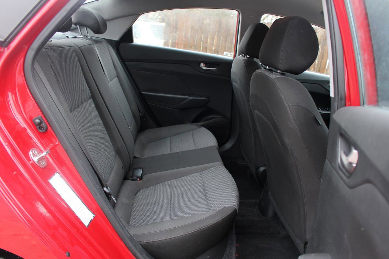 Used 2018 Hyundai Accent SE image 32