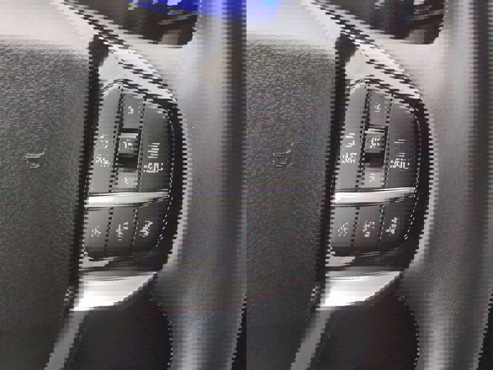 Used 2023 Ford Explorer Platinum w/ Technology Package image 26