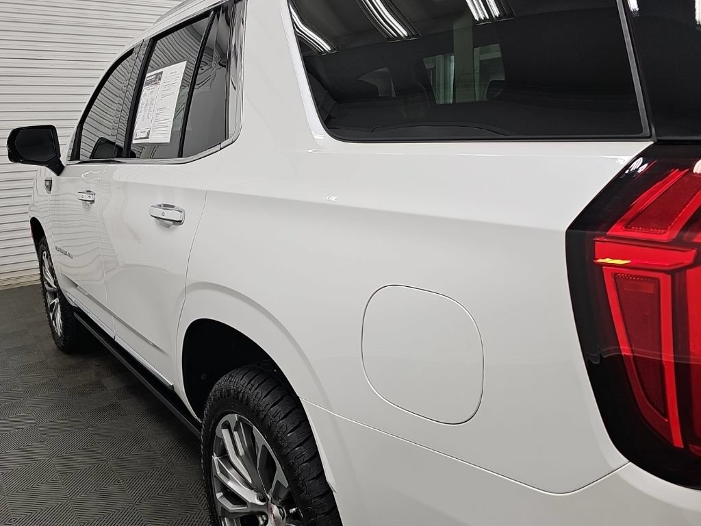 Used 2022 GMC Yukon Denali w/ Advanced Technology Package RWD image 7