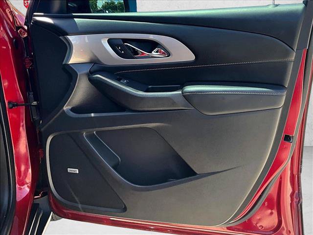 Used 2021 Chevrolet Traverse RS FWD image 18