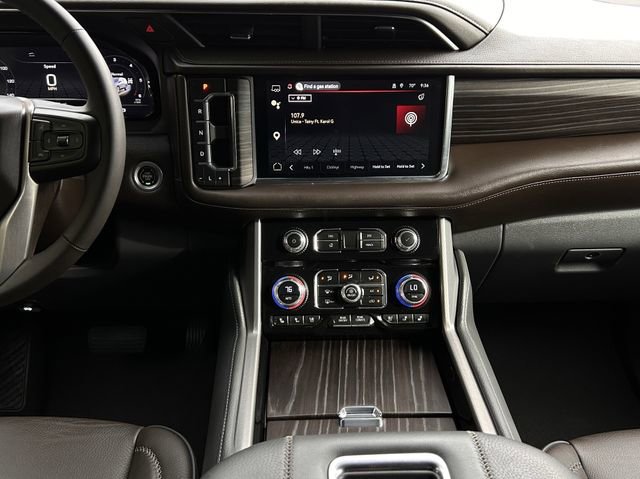 Used 2023 GMC Yukon Denali w/ Max Trailering Package AWD/4WD image 18