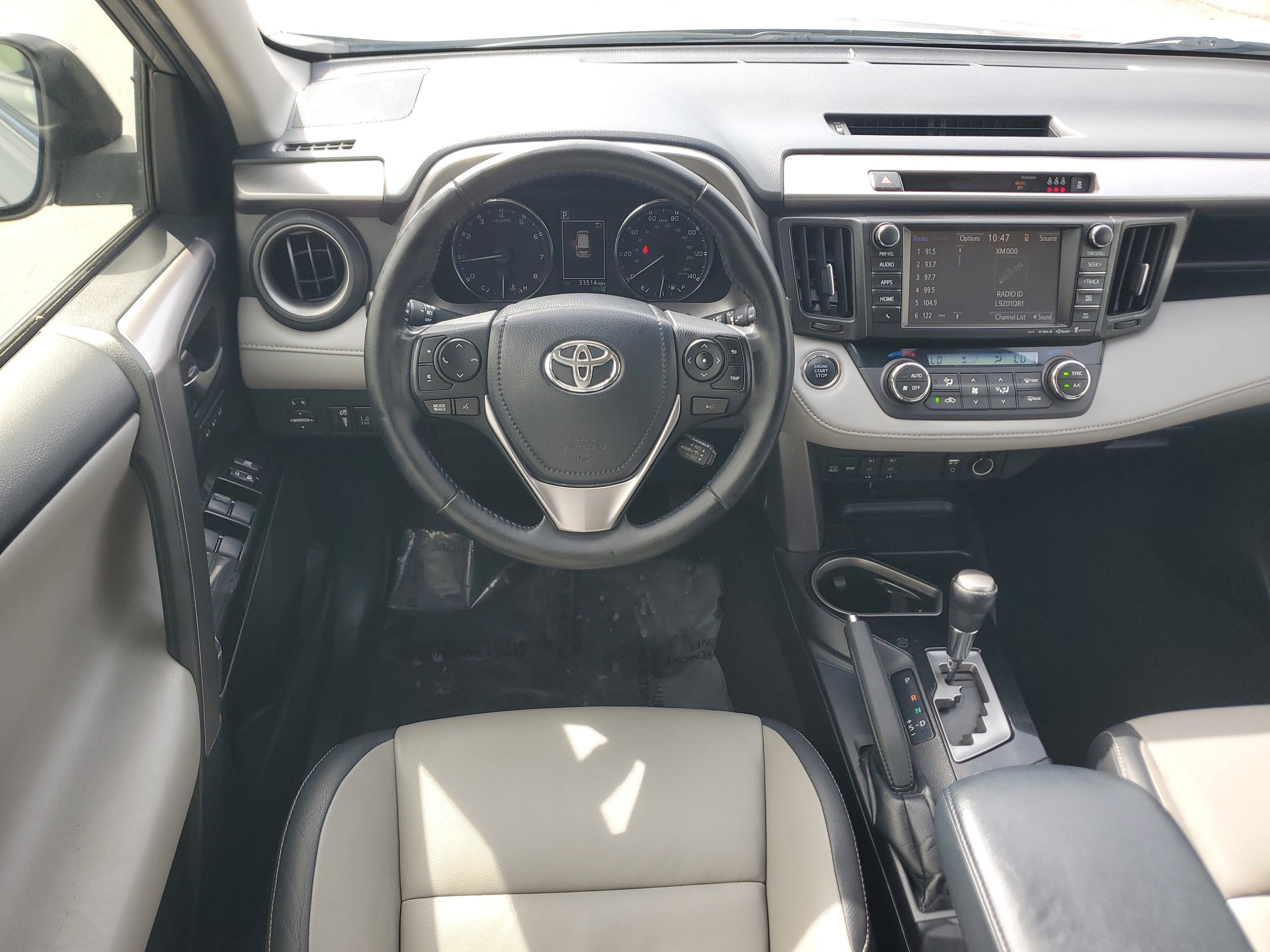 Used 2018 Toyota RAV4 Limited image 21