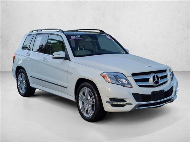 Used 2015 Mercedes-Benz GLK 350 4MATIC image 3