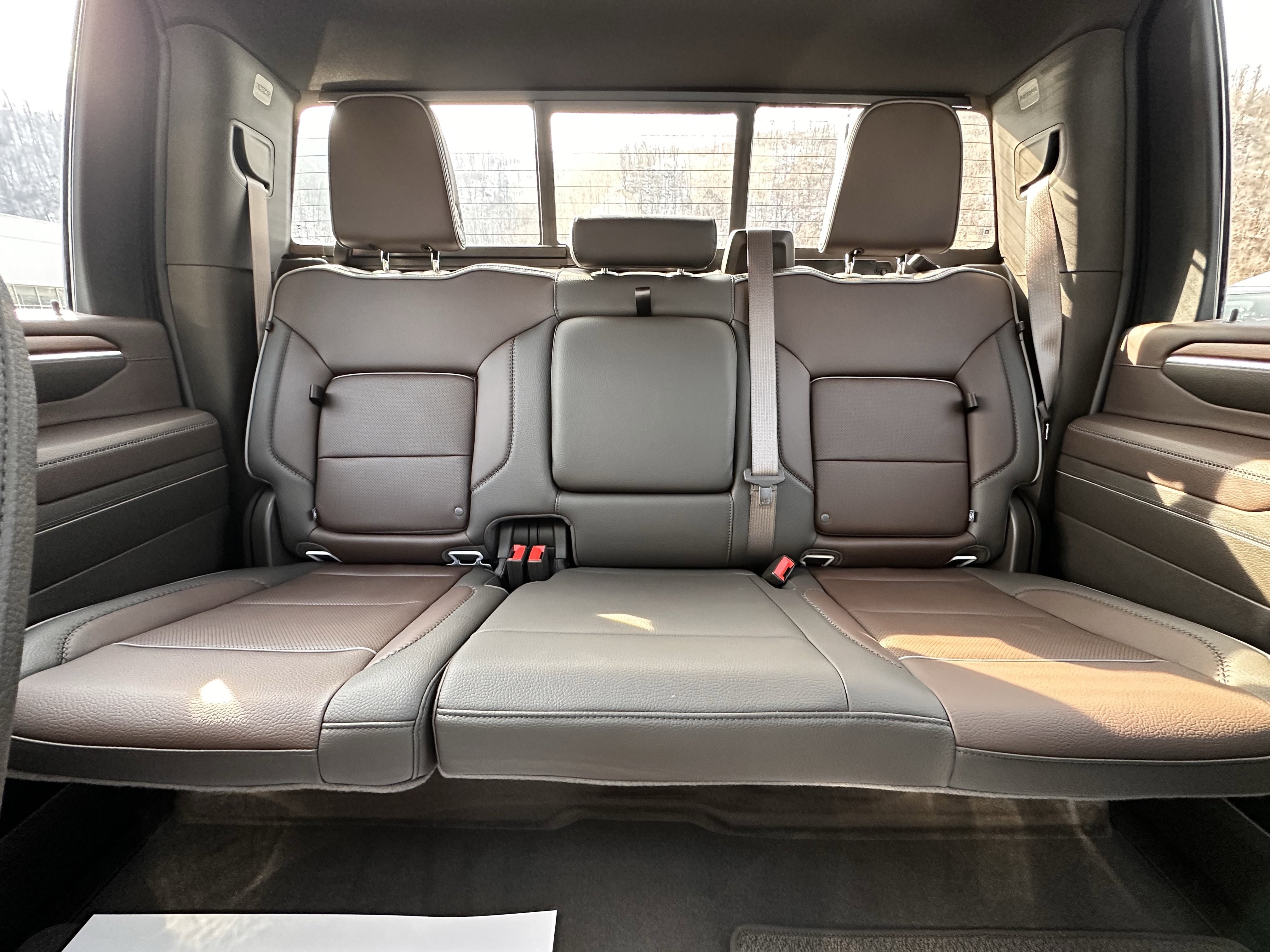 Used 2025 GMC Sierra 2500 Denali w/ Denali Reserve Package image 25