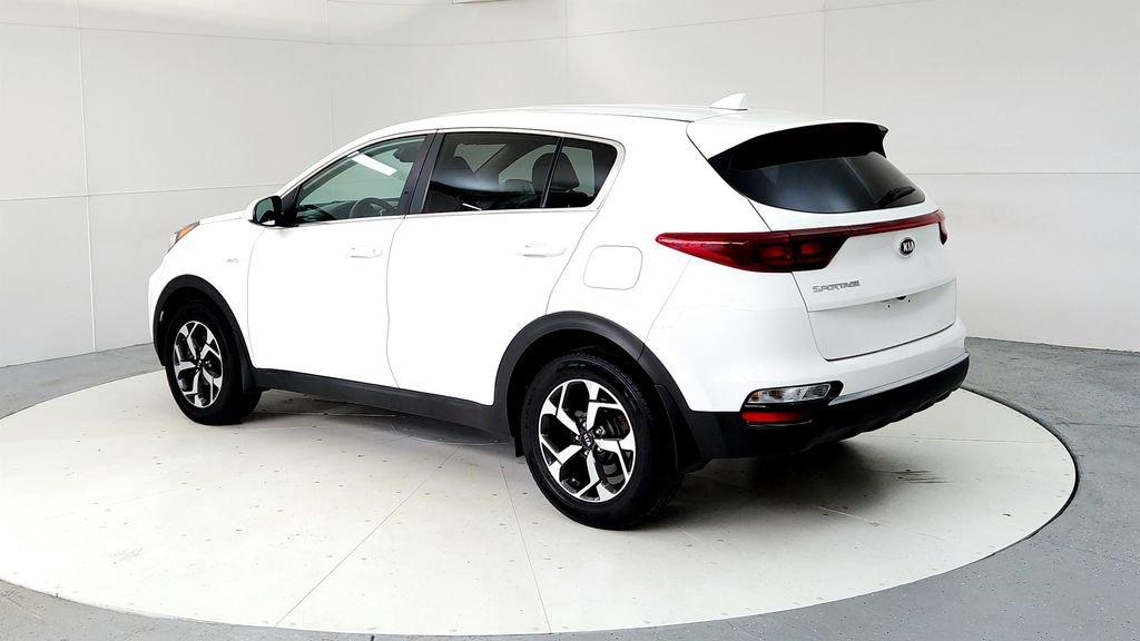 Used 2020 Kia Sportage LX AWD/4WD image 4