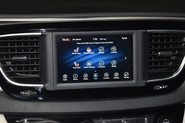 Certified 2020 Chrysler Pacifica Touring-L image 17