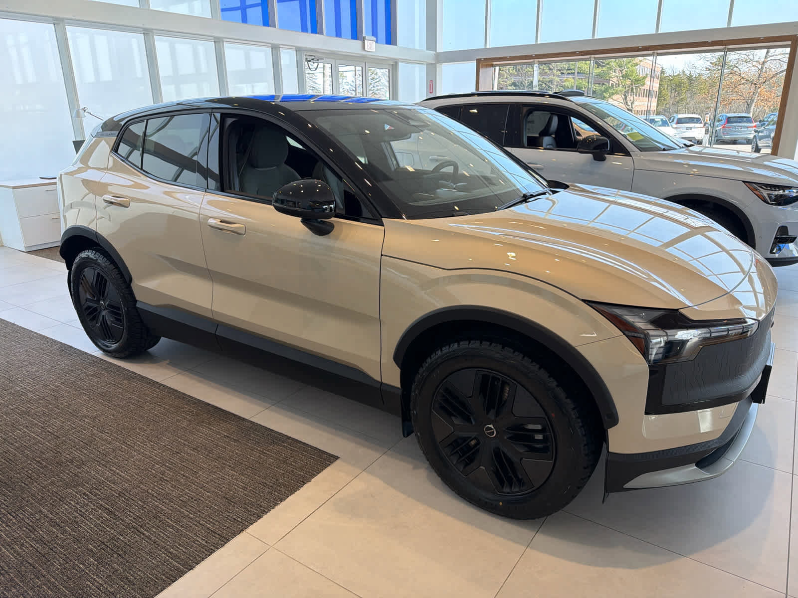 New 2026 Volvo EX30 Cross Country Ultra w/ Protection Package Premier image 5