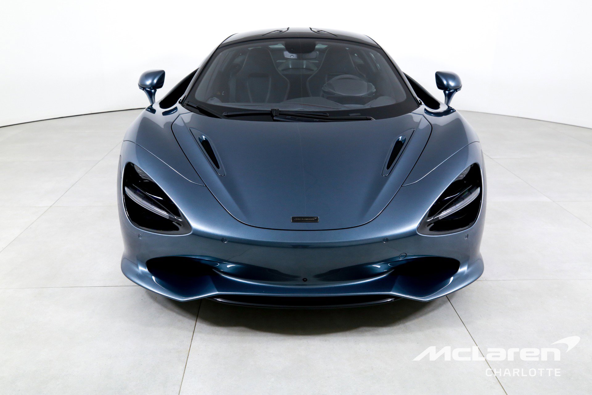 Used 2025 McLaren 750S image 4