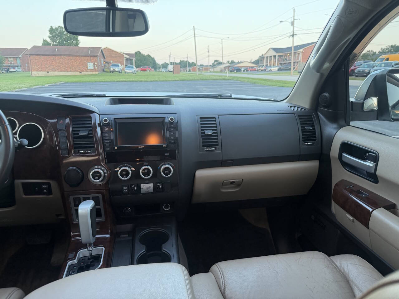 Used 2011 Toyota Sequoia Limited RWD image 27