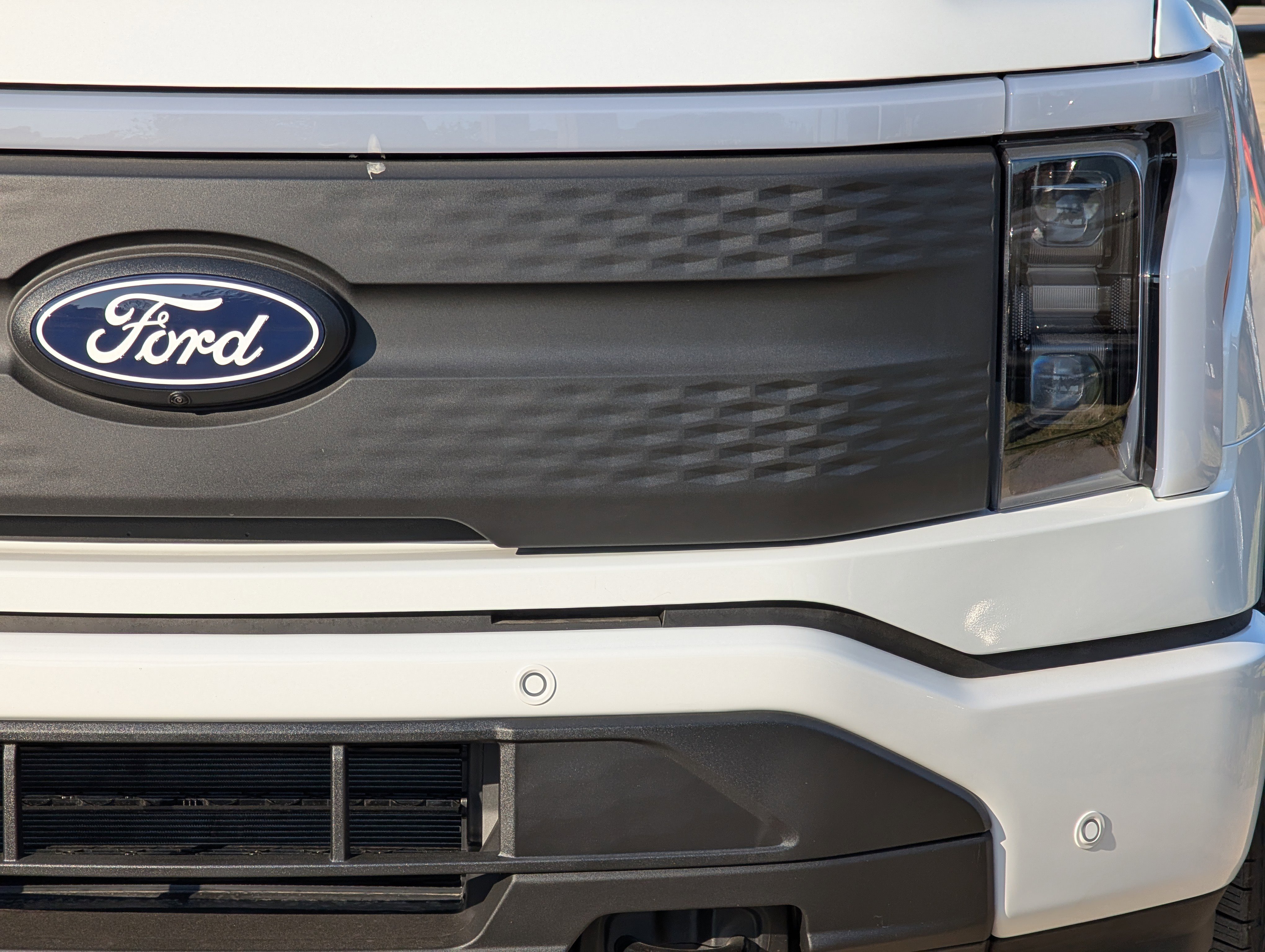 New 2025 Ford F150 Lightning Flash image 8
